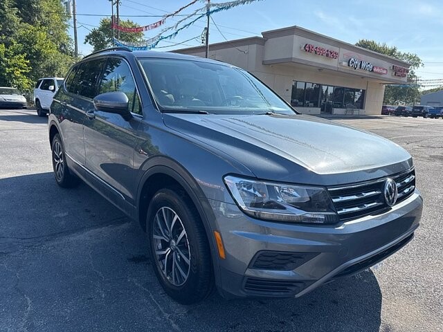 2020 Volkswagen Tiguan in Oregon, OH 43616 - 18079700 7
