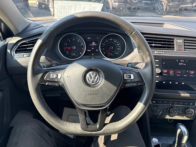 2020 Volkswagen Tiguan in Oregon, OH 43616 - 18079700 22