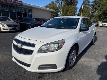 2013 Chevrolet Malibu in Oregon, OH 43616