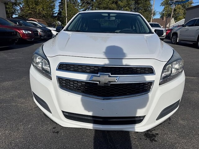 2013 Chevrolet Malibu in Oregon, OH 43616 - 18079702 8