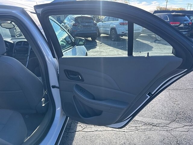 2013 Chevrolet Malibu in Oregon, OH 43616 - 18079702 14