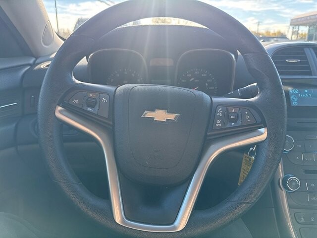 2013 Chevrolet Malibu in Oregon, OH 43616 - 18079702 20