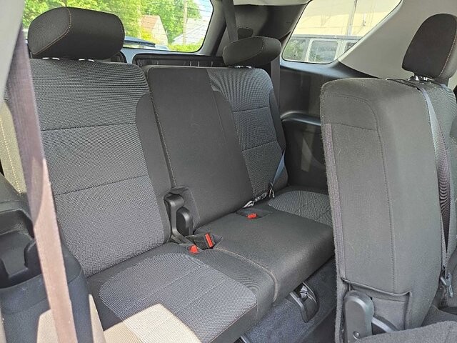 2021 Chevrolet Traverse in Oregon, OH 43616 - 18079704 17