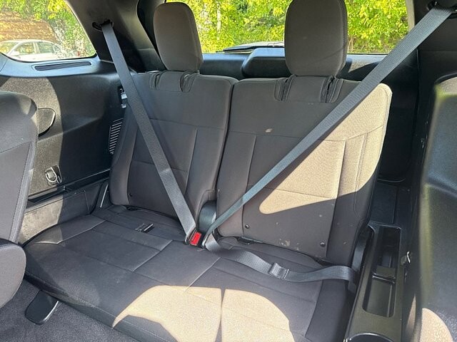 2020 Ford Explorer in Oregon, OH 43616 - 18079707 13