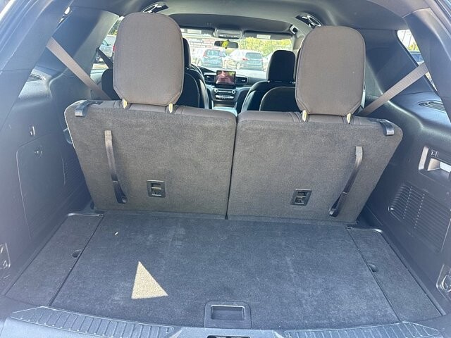 2020 Ford Explorer in Oregon, OH 43616 - 18079707 14
