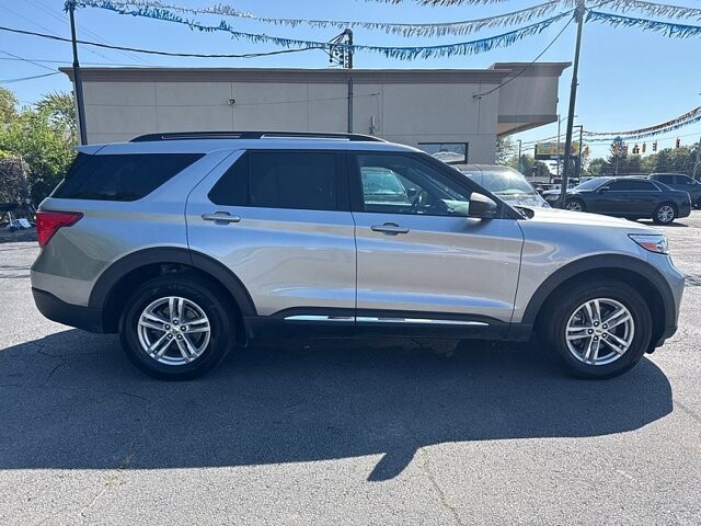 2020 Ford Explorer in Oregon, OH 43616 - 18079707 6