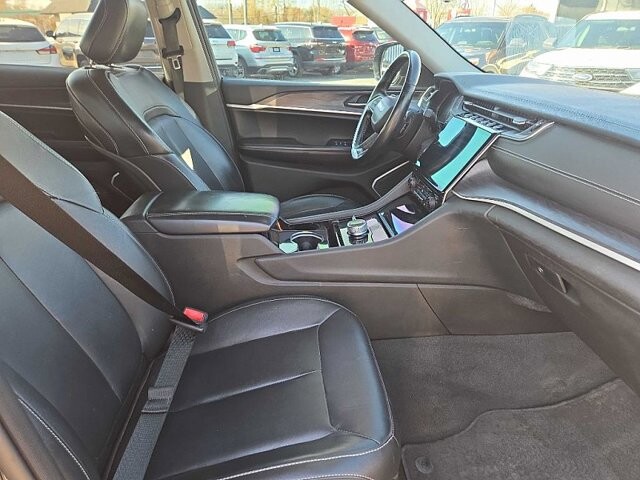 2021 Jeep Grand Cherokee L in Oregon, OH 43616 - 18079708 19