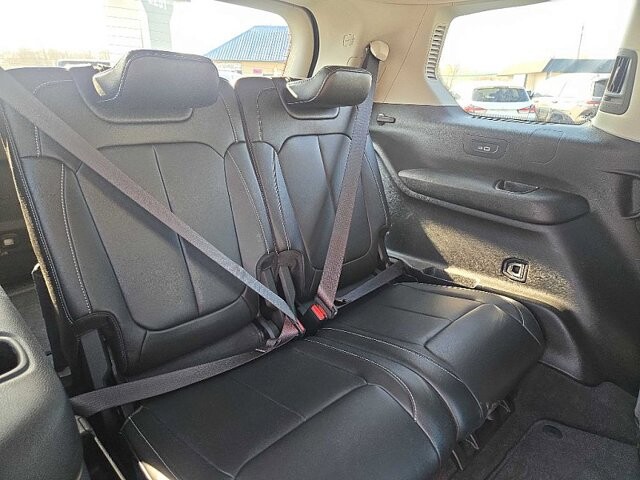 2021 Jeep Grand Cherokee L in Oregon, OH 43616 - 18079708 18