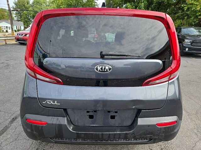 2021 Kia Soul in Oregon, OH 43616 - 18079710 4