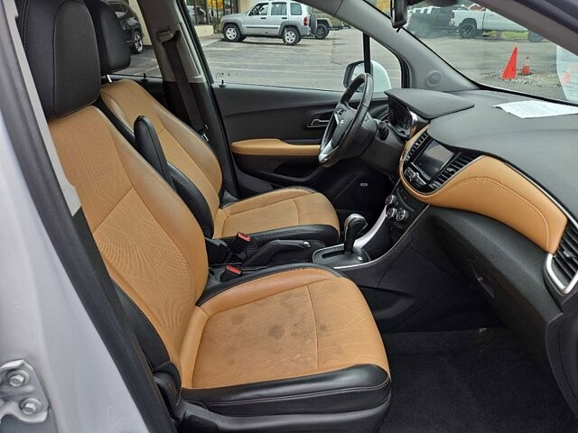 2020 Chevrolet Trax in Oregon, OH 43616 - 18079713 17