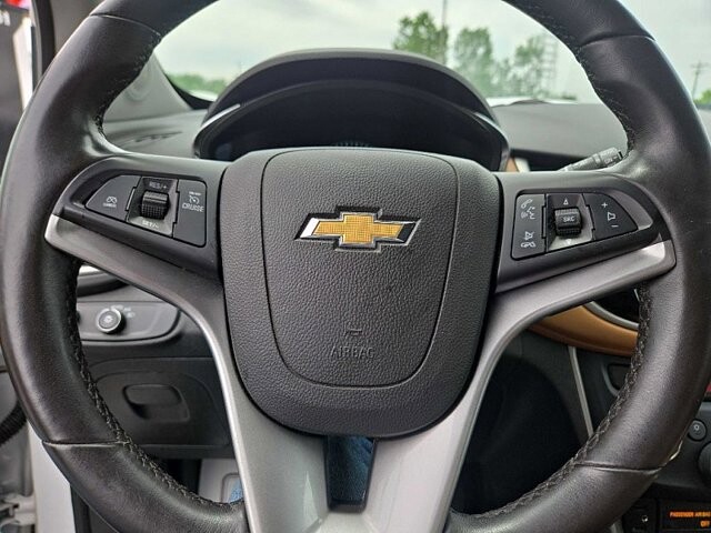 2020 Chevrolet Trax in Oregon, OH 43616 - 18079713 19