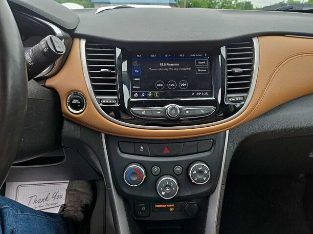 2020 Chevrolet Trax in Oregon, OH 43616 - 18079713 21