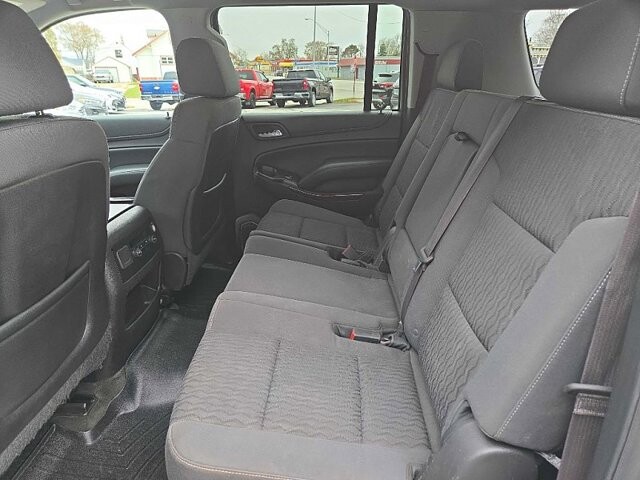 2015 GMC Yukon XL in Oregon, OH 43616 - 18079715 12