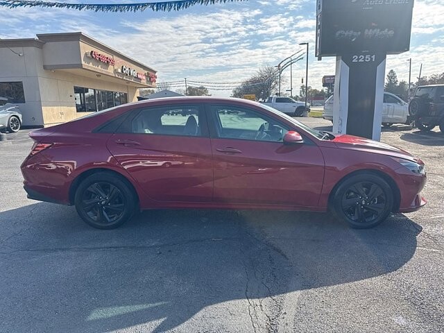 2021 Hyundai Elantra in Oregon, OH 43616 - 18079718 6