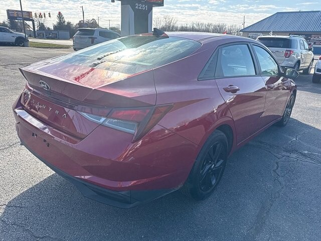 2021 Hyundai Elantra in Oregon, OH 43616 - 18079718 5