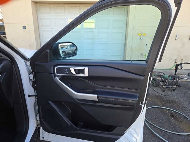 2022 Ford Explorer in Oregon, OH 43616 - 18079720 17