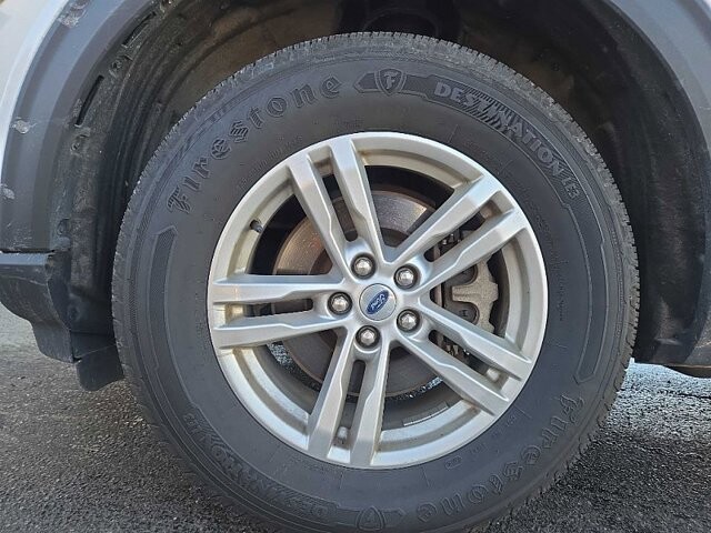 2022 Ford Explorer in Oregon, OH 43616 - 18079720 19