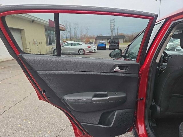 2019 Kia Sportage in Oregon, OH 43616 - 18079725 11