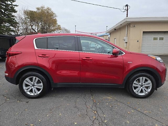2019 Kia Sportage in Oregon, OH 43616 - 18079725 6