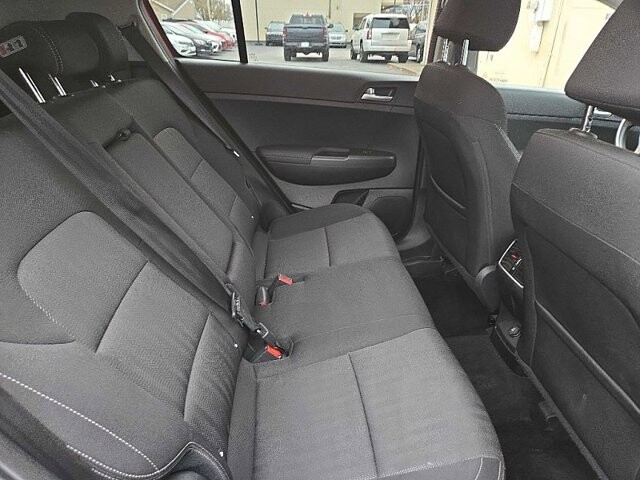 2019 Kia Sportage in Oregon, OH 43616 - 18079725 15