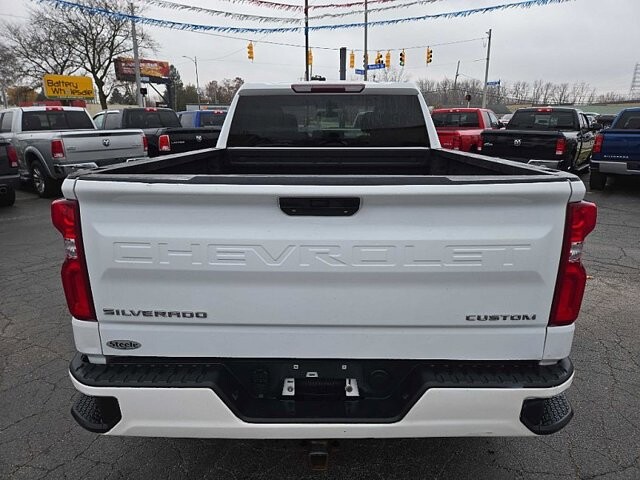 2019 Chevrolet Silverado 1500 in Oregon, OH 43616 - 18079729 2