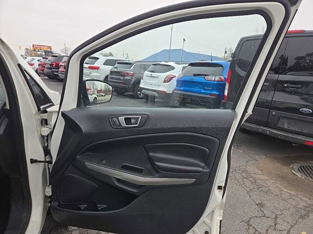 2019 Ford EcoSport in Oregon, OH 43616 - 18079736 16