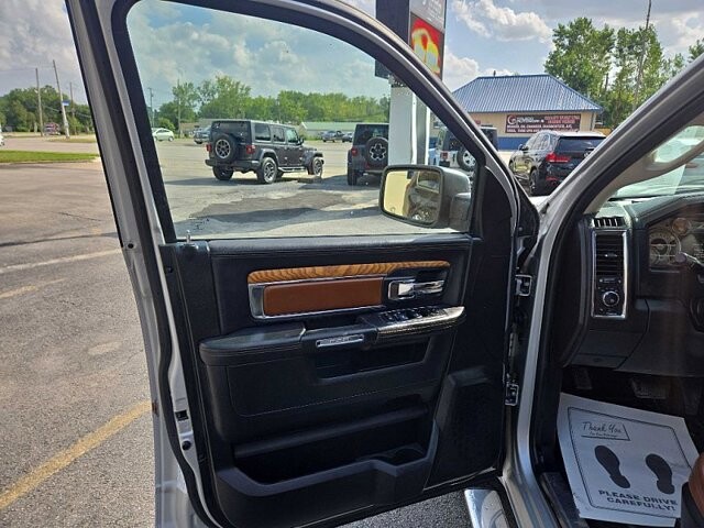 2014 RAM 1500 in Oregon, OH 43616 - 18079742 9
