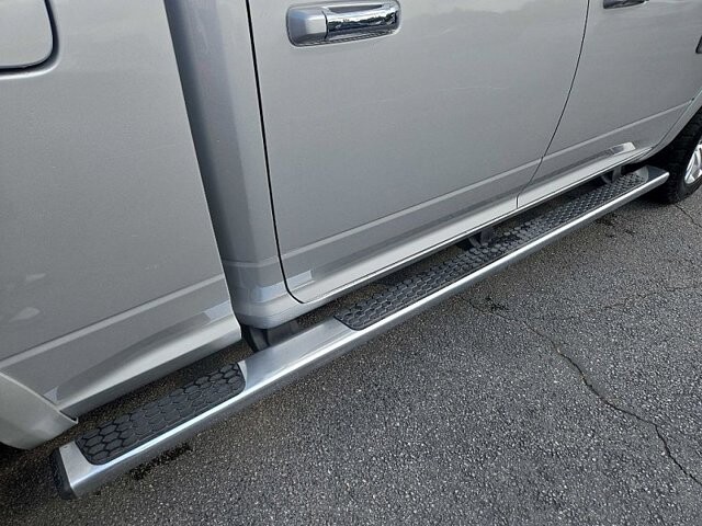 2014 RAM 1500 in Oregon, OH 43616 - 18079742 15