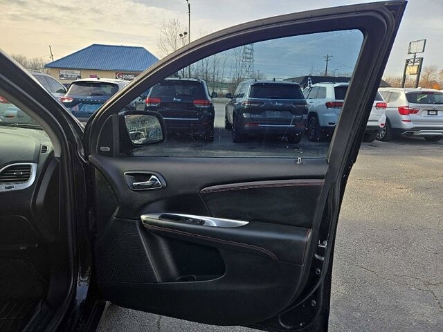 2017 Dodge Journey in Oregon, OH 43616 - 18079745 17