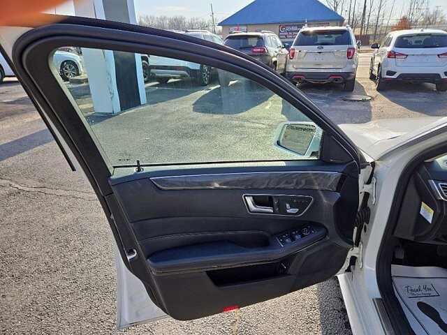 2014 Mercedes-Benz E 350 in Oregon, OH 43616 - 18079746 9