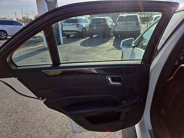 2014 Mercedes-Benz E 350 in Oregon, OH 43616 - 18079746 11