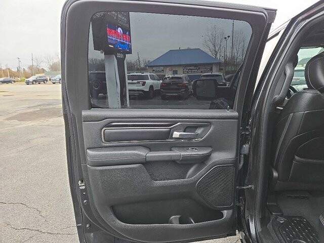 2019 RAM 1500 in Oregon, OH 43616 - 18079748 11