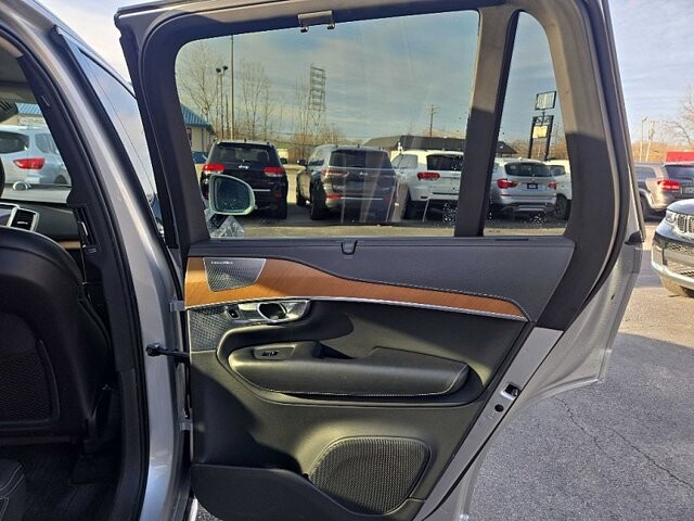 2019 Volvo XC90 in Oregon, OH 43616 - 18079755 17