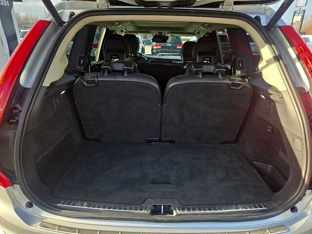 2019 Volvo XC90 in Oregon, OH 43616 - 18079755 13