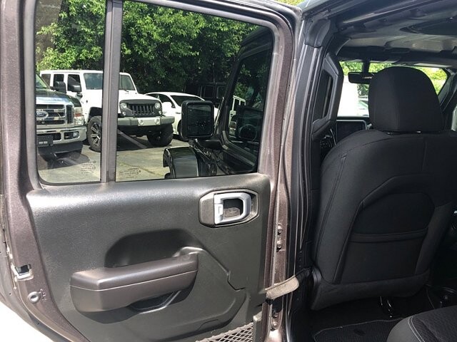 2021 Jeep Wrangler in Oregon, OH 43616 - 18079762 11