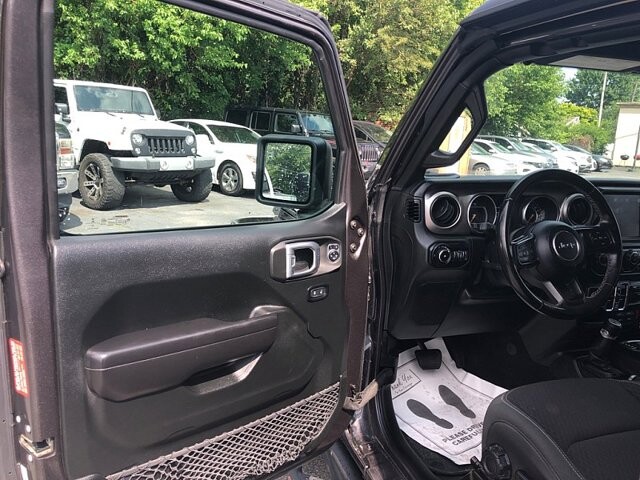 2021 Jeep Wrangler in Oregon, OH 43616 - 18079762 9