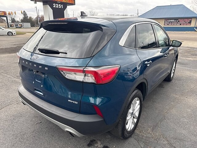 2020 Ford Escape in Oregon, OH 43616 - 18079763 5