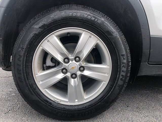 2020 Chevrolet Trax in Oregon, OH 43616 - 18079764 18