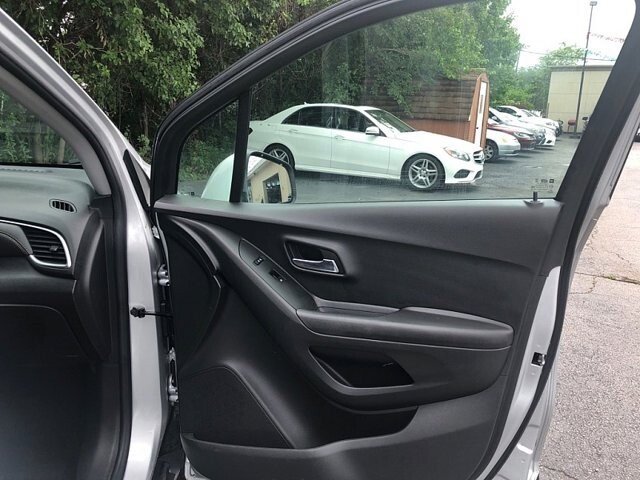 2020 Chevrolet Trax in Oregon, OH 43616 - 18079764 16