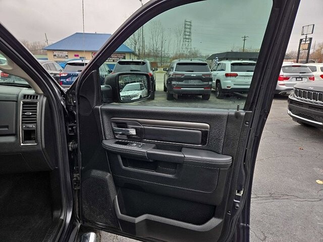 2015 RAM 1500 in Oregon, OH 43616 - 18079765 14