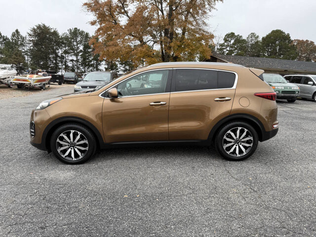 2017 Kia Sportage in Hickory, NC 28602-5144 - 18079769 4
