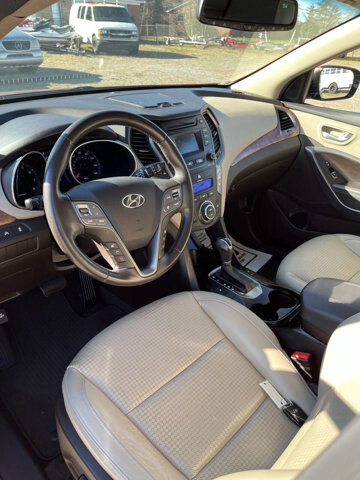 2013 Hyundai Santa Fe in Hickory, NC 28602-5144 - 18079770 7