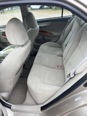 2009 Toyota Corolla in Hickory, NC 28602-5144 - 18079777 10