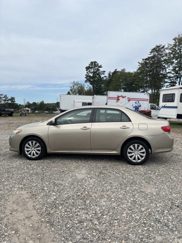 2009 Toyota Corolla in Hickory, NC 28602-5144 - 18079777 6