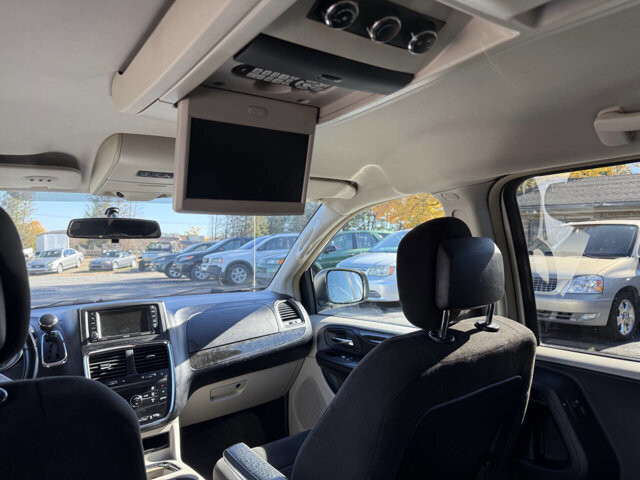 2012 Dodge Grand Caravan in Hickory, NC 28602-5144 - 18079778 9