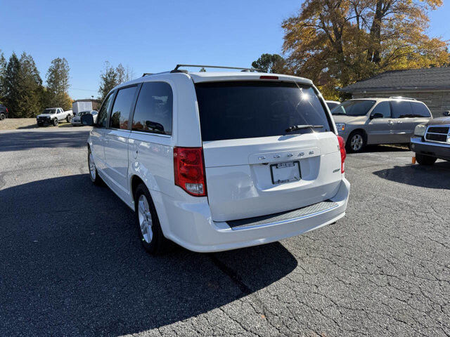 2012 Dodge Grand Caravan in Hickory, NC 28602-5144 - 18079778 5