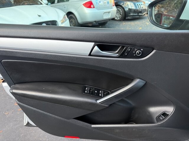 2012 Volkswagen Passat in Pottsville, PA 17901 - 18079793 18