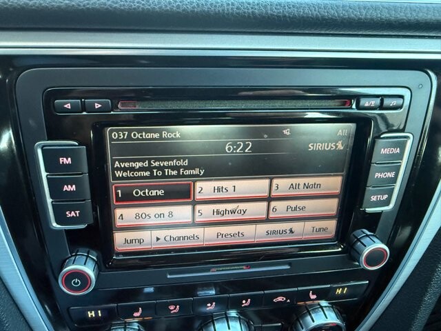 2012 Volkswagen Passat in Pottsville, PA 17901 - 18079793 14