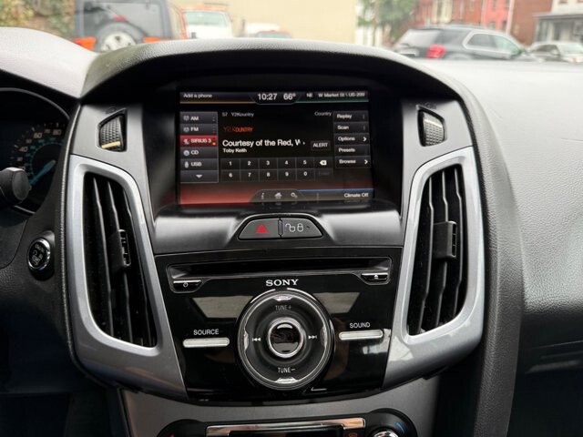 2012 Ford Focus in Pottsville, PA 17901 - 18079797 15