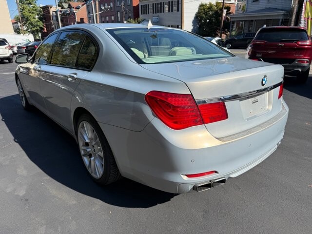 2011 BMW 760Li in Pottsville, PA 17901 - 18079799 3